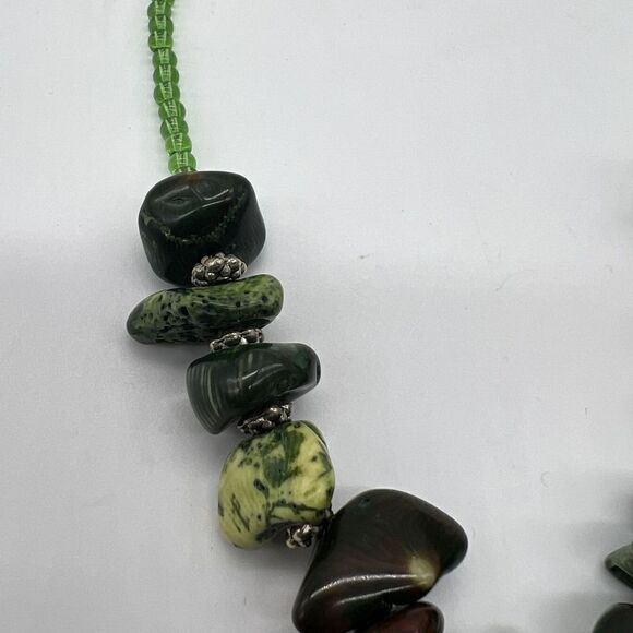 Handmade Green Turquoise Chunky Necklace - Picture 10 of 10